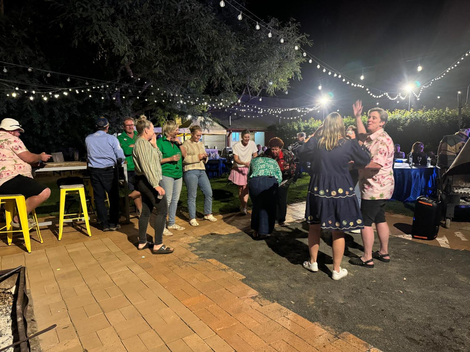 Club Boutique Hotel Cunnamulla Bagian luar foto